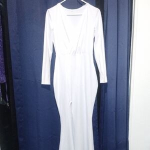 Chic Long Sleeve White Dress